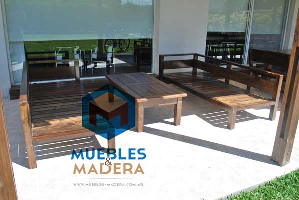 Sillones de Madera para Galería